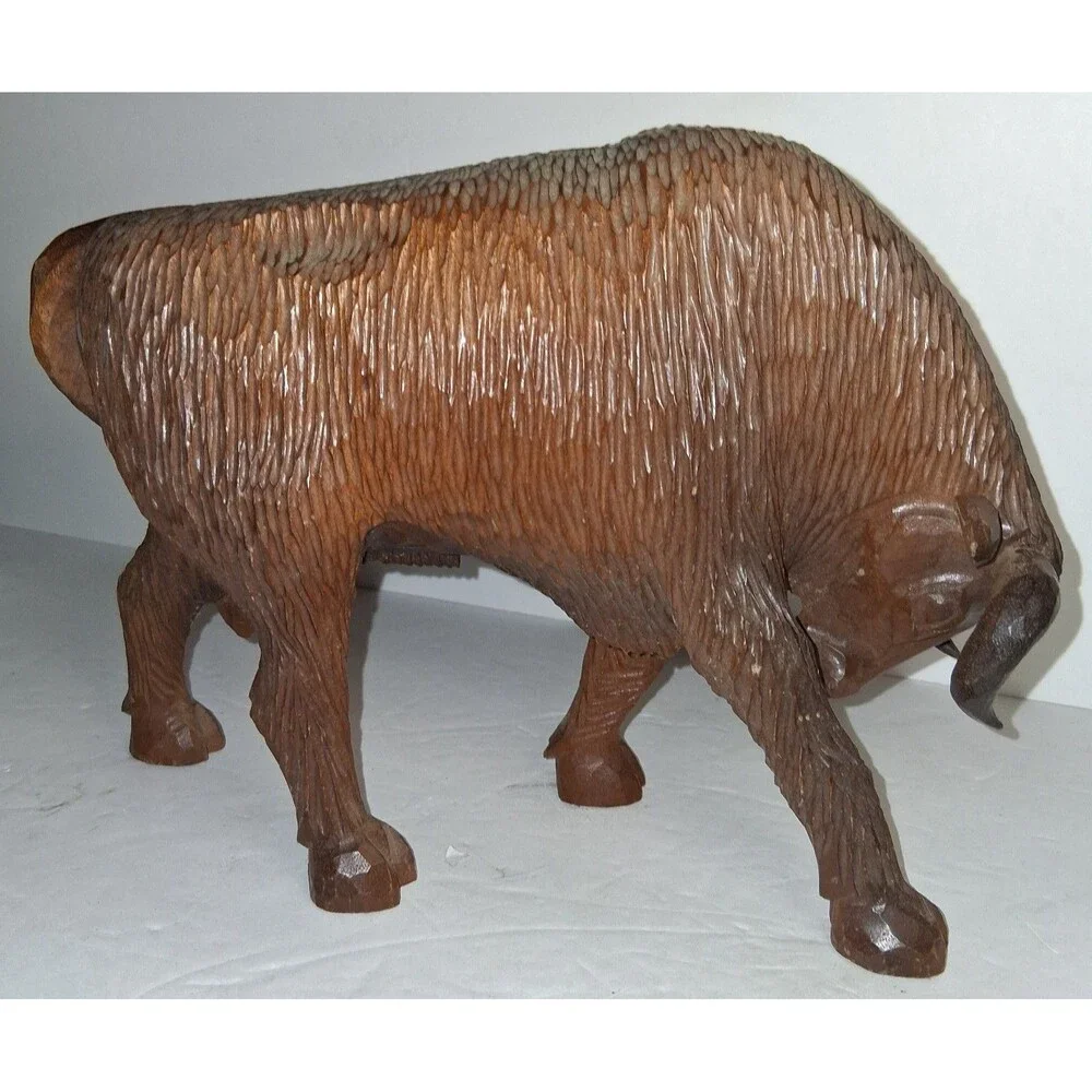 Hand Carved Wood Buffalo Bison Bull 10 x 7
